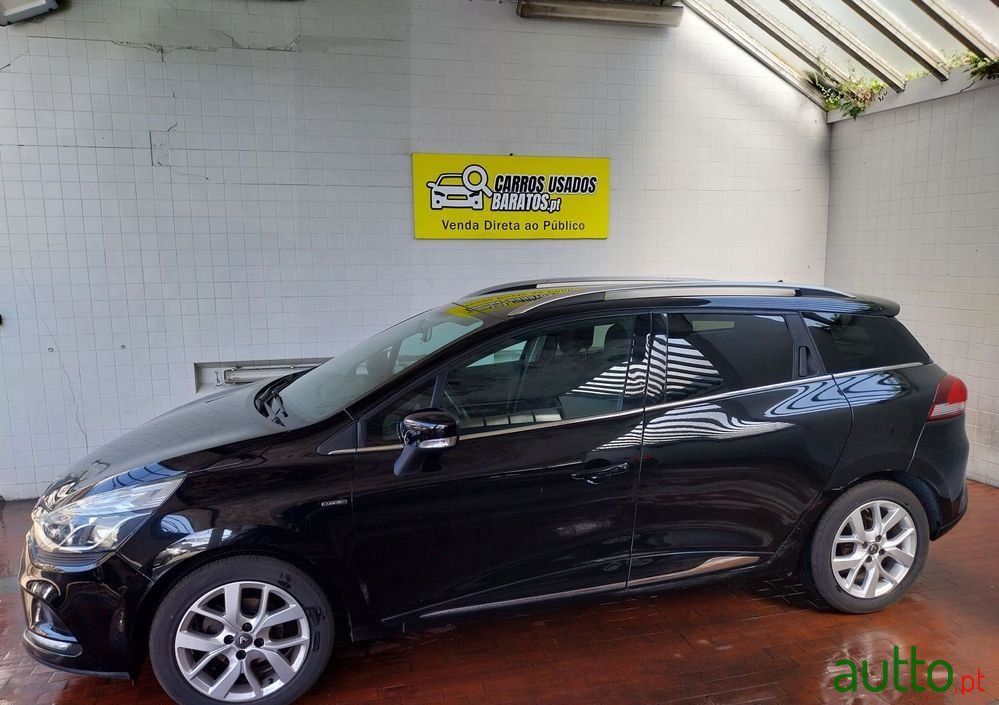 2018' Renault Clio Sport Tourer photo #2