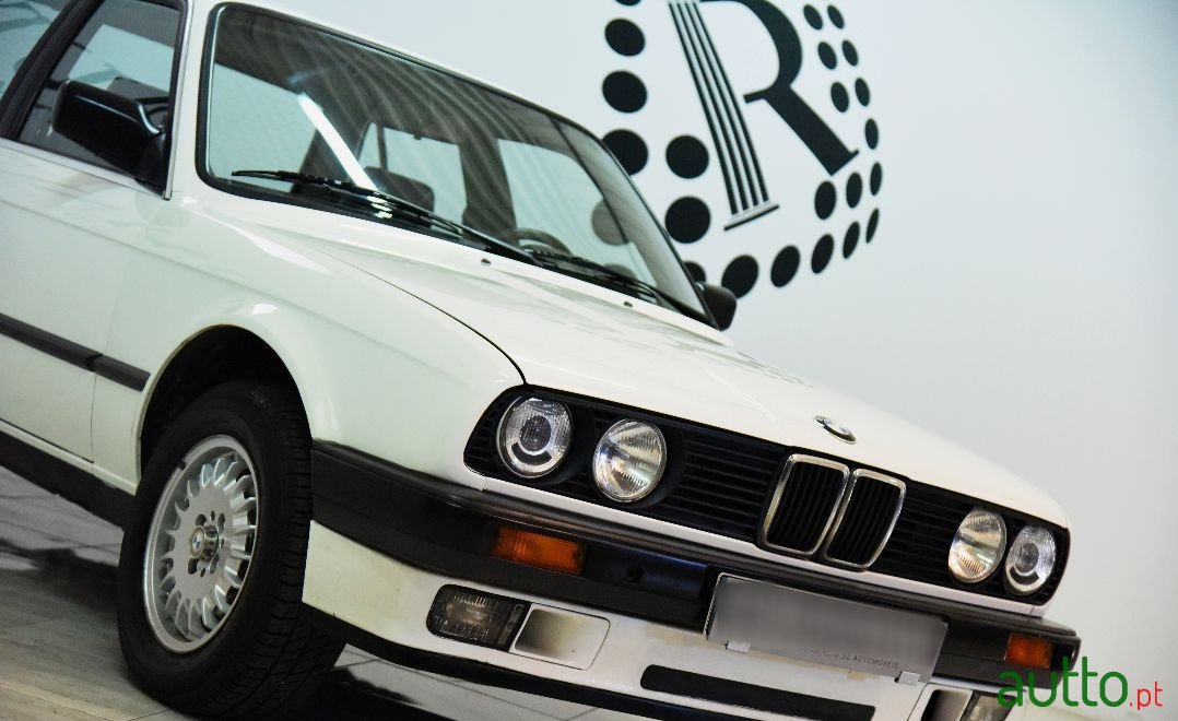 1989' BMW 316 photo #5
