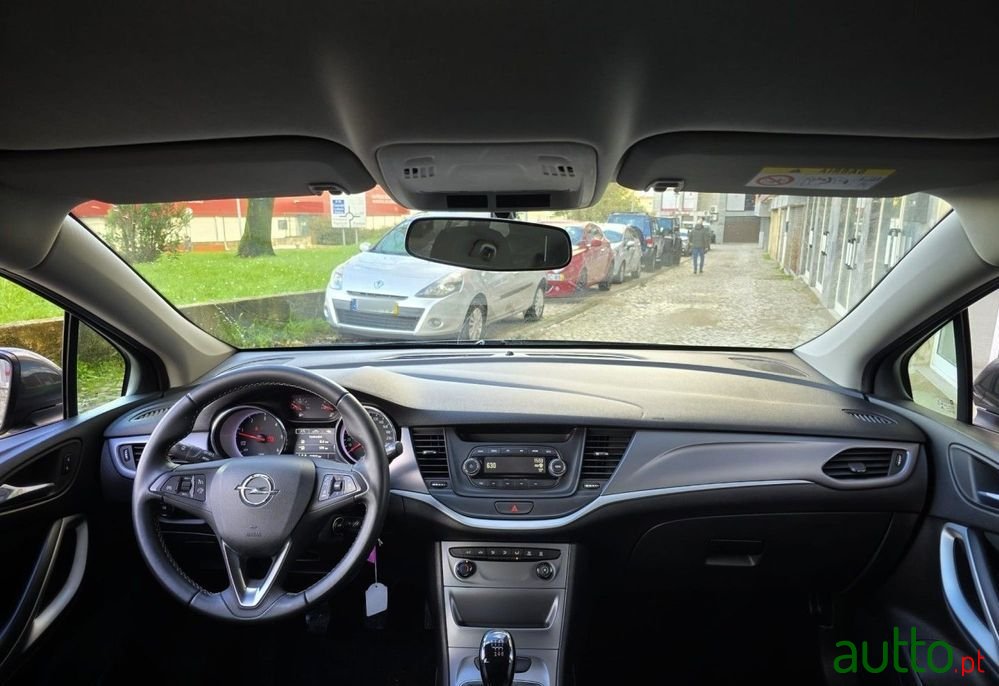 2017' Opel Astra Sports Tourer photo #5