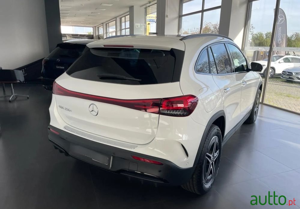 2023' Mercedes-Benz EQA 250 Amg Line photo #6