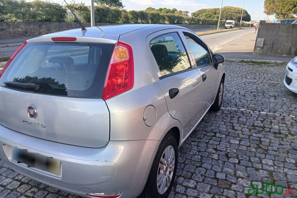 2016' Fiat Grande Punto photo #4