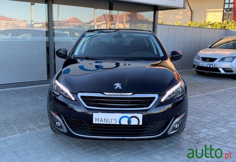 2014' Peugeot 308 photo #2