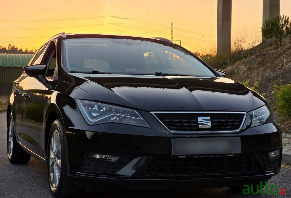 2020' SEAT Leon St 1.6 Tdi Style S/S photo #2