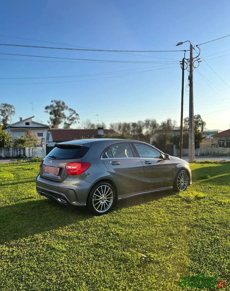 2014' Mercedes-Benz Classe A photo #5
