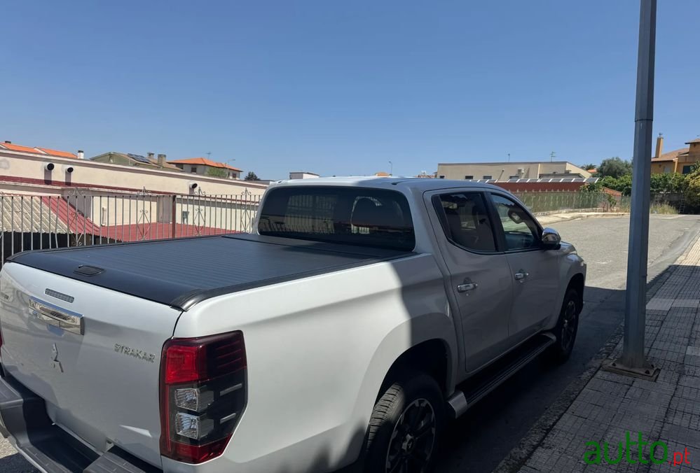 2022' Mitsubishi L200 photo #5