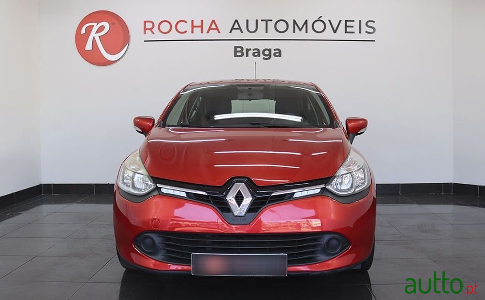 2015' Renault Clio photo #2