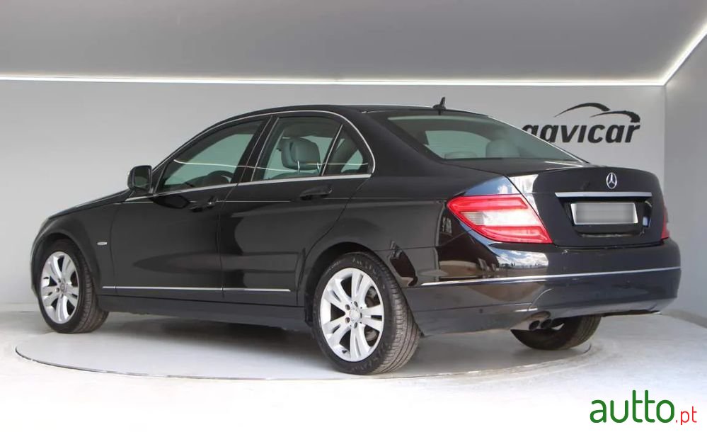 2007' Mercedes-Benz C 200 Cdi Avantgarde photo #5