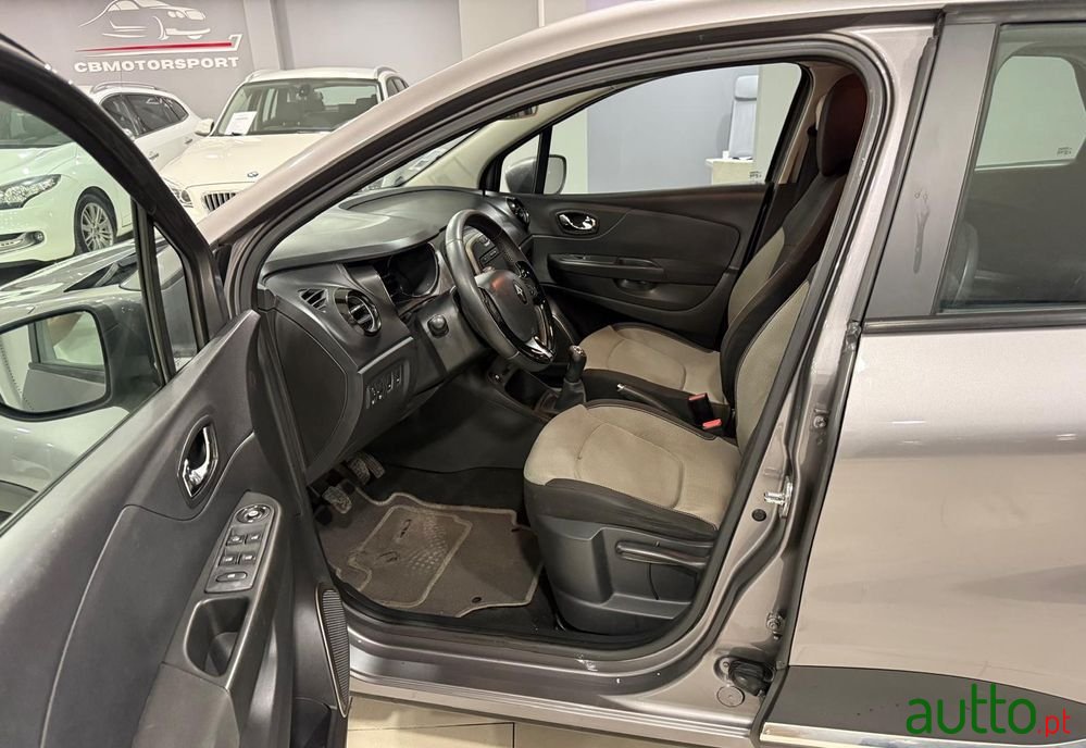 2013' Renault Captur 1.5 Dci Exclusive photo #5