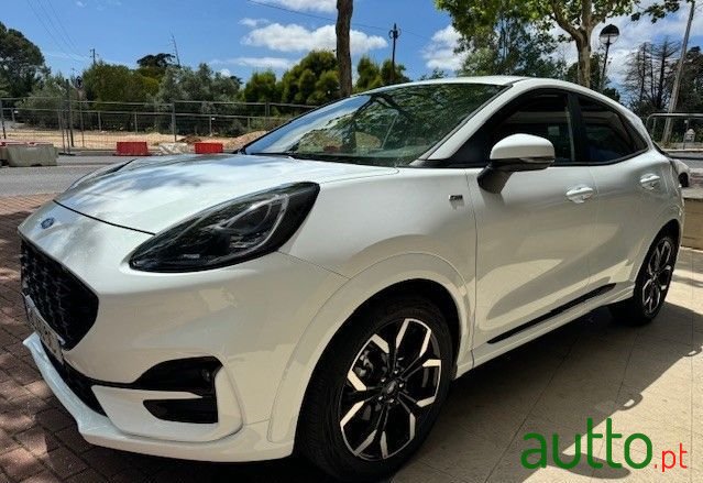 2023' Ford Puma photo #2