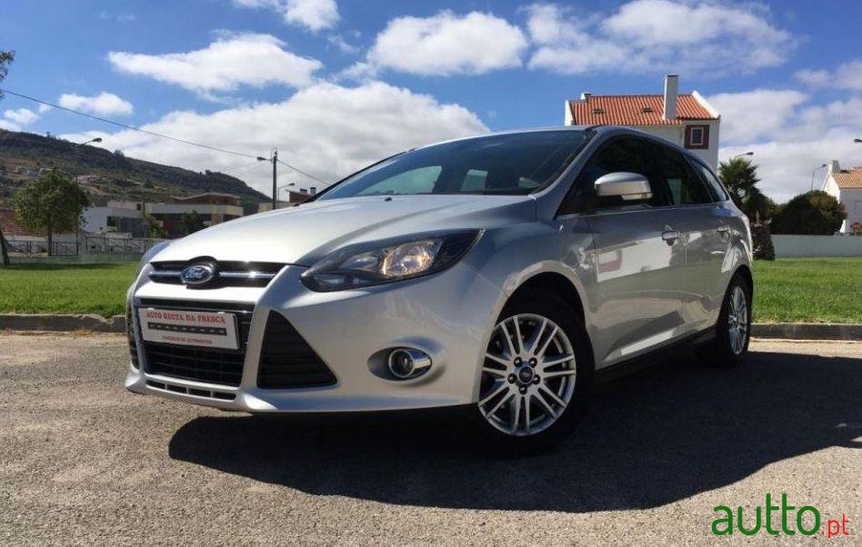 2014' Ford Focus Sw photo #1