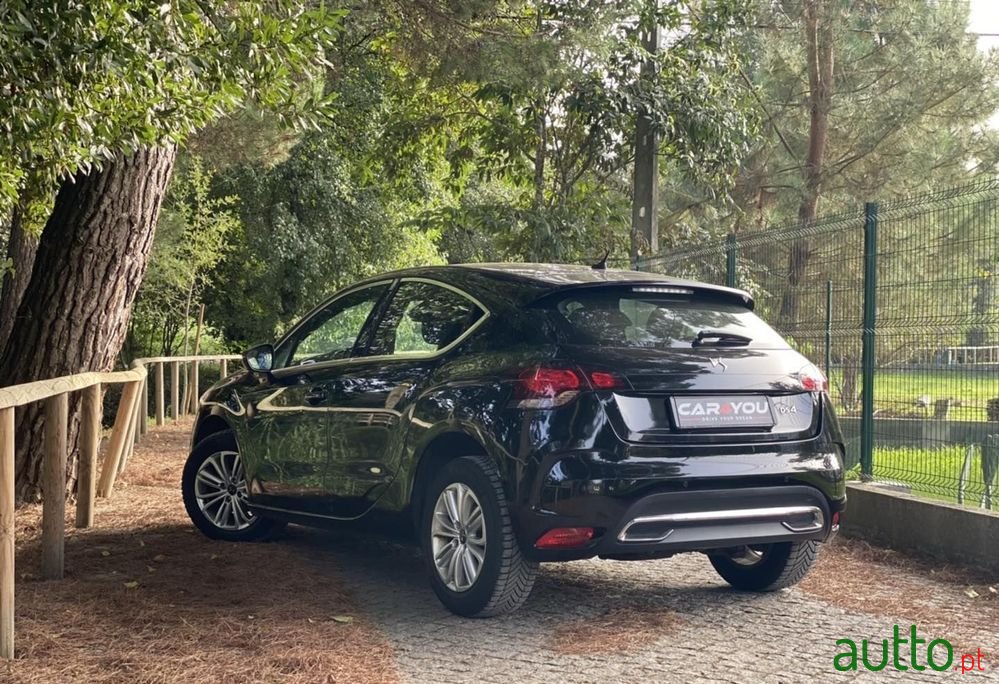 2018' DS Automobiles Ds4 photo #4