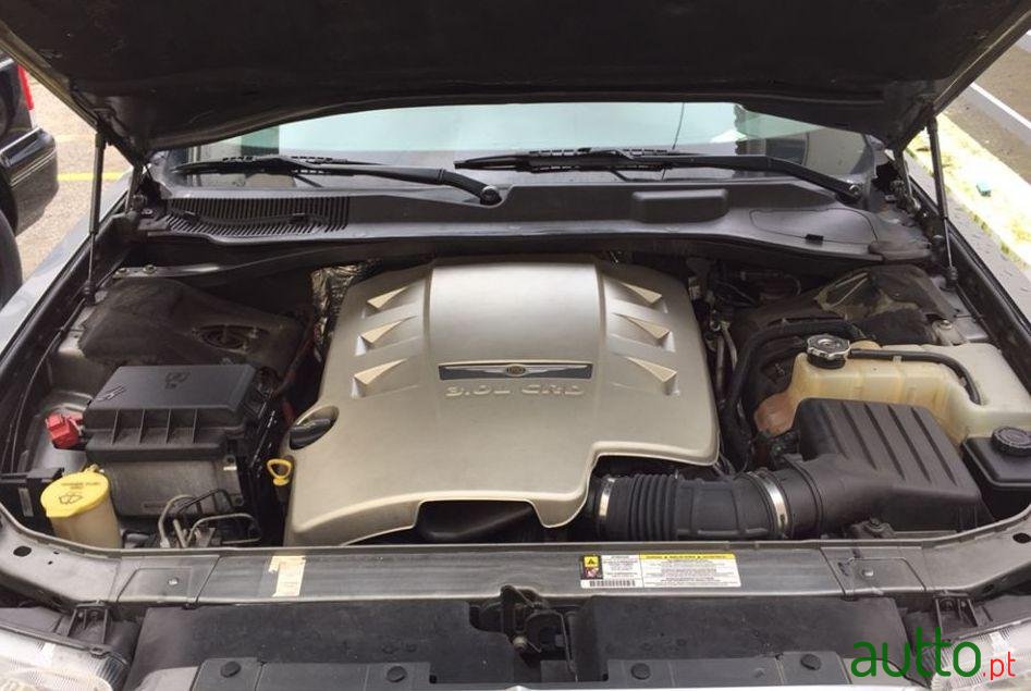 2008' Chrysler 300-C 3.0 Crd photo #1