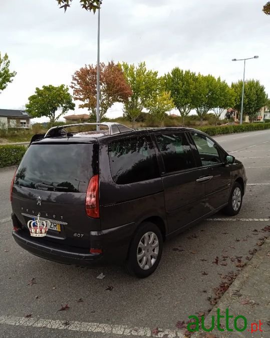 2005' Peugeot 807 photo #2