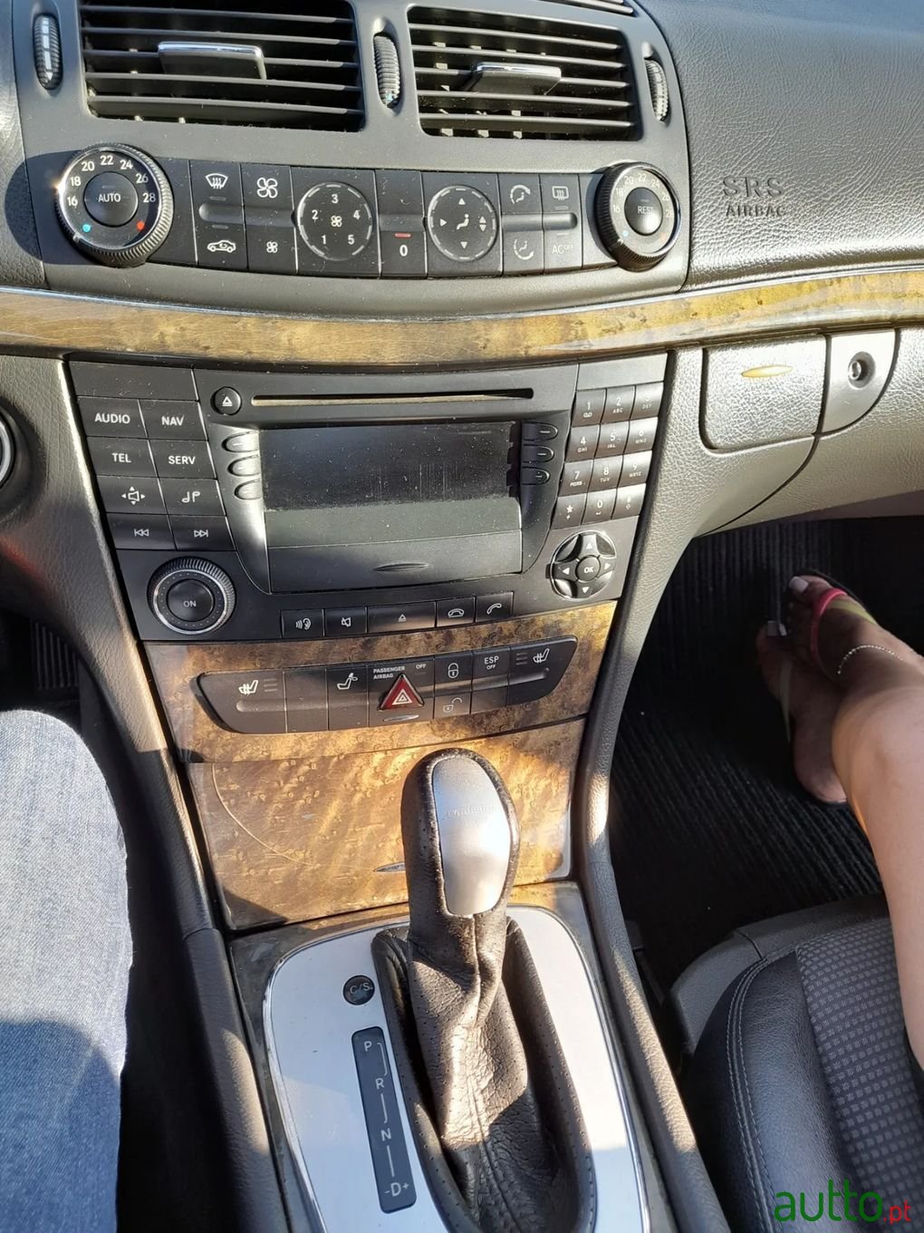 2003' Mercedes-Benz 220 photo #4