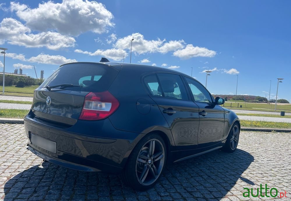 2006' BMW 118 D photo #6