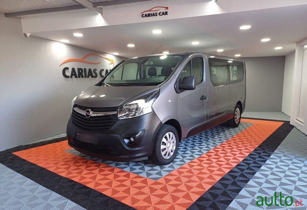 2019' Opel Vivaro photo #1