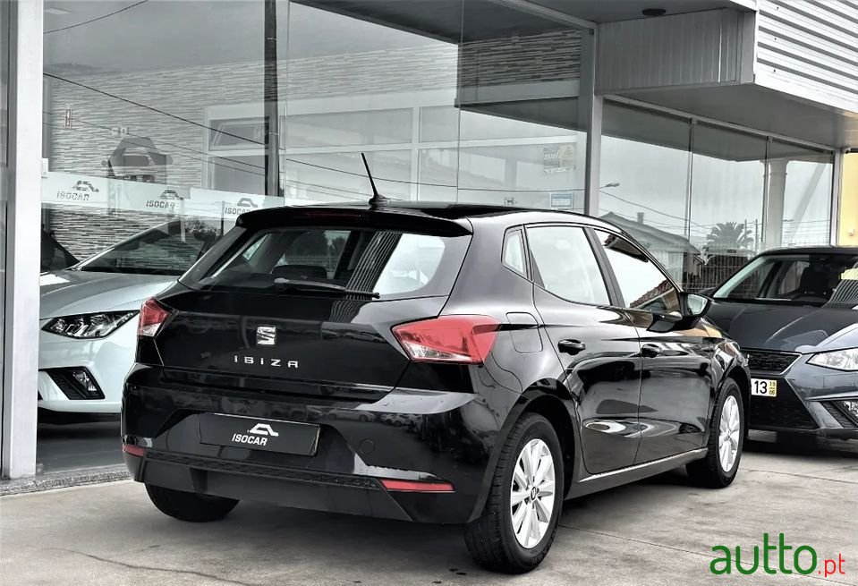 2019' SEAT Ibiza photo #2