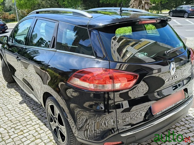 2015' Renault Clio Sport Tourer photo #4