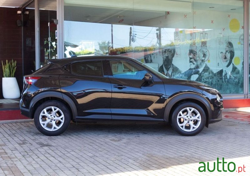 2021' Nissan Juke photo #6