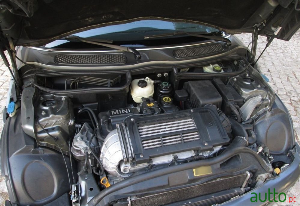 2005' MINI Cooper S 3 Portas photo #5