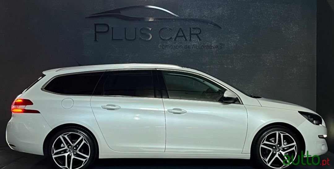 2015' Peugeot 308 Sw photo #5