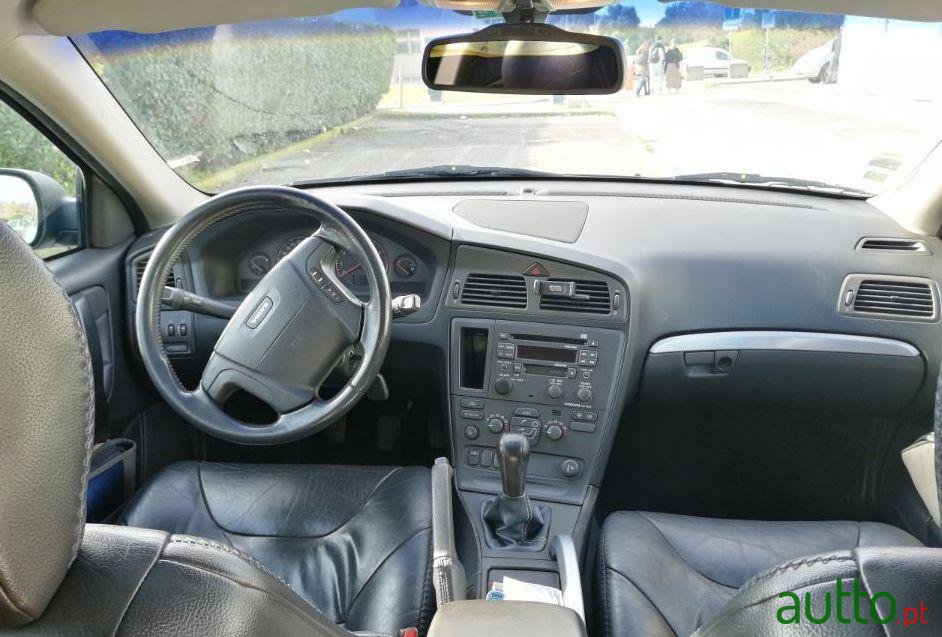 2002' Volvo Xc-70 photo #3