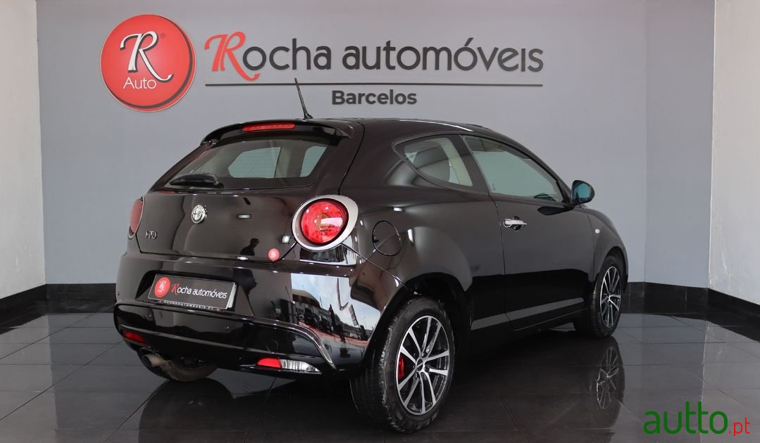 2011' Alfa Romeo MiTo photo #4