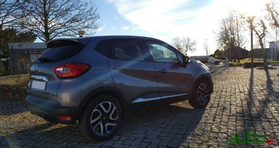 2015' Renault Captur 1.2 Tce Intens photo #1