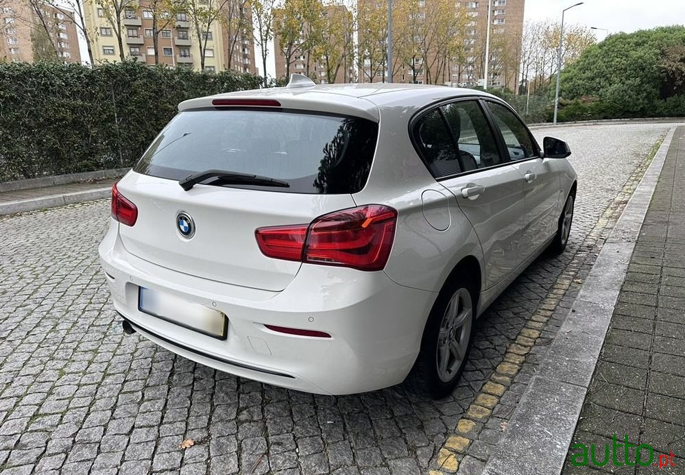 2019' BMW 116 D Line Sport photo #4