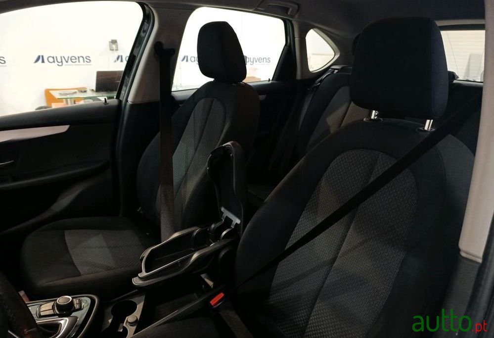 2020' BMW Série 2 photo #5