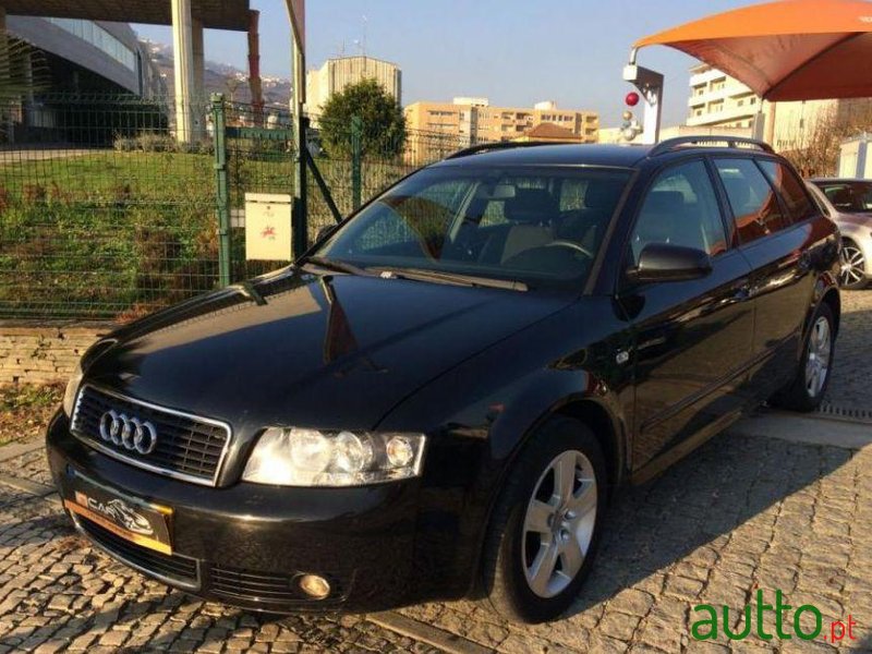 2002' Audi A4-Avant 1.9 Tdi M5 photo #1