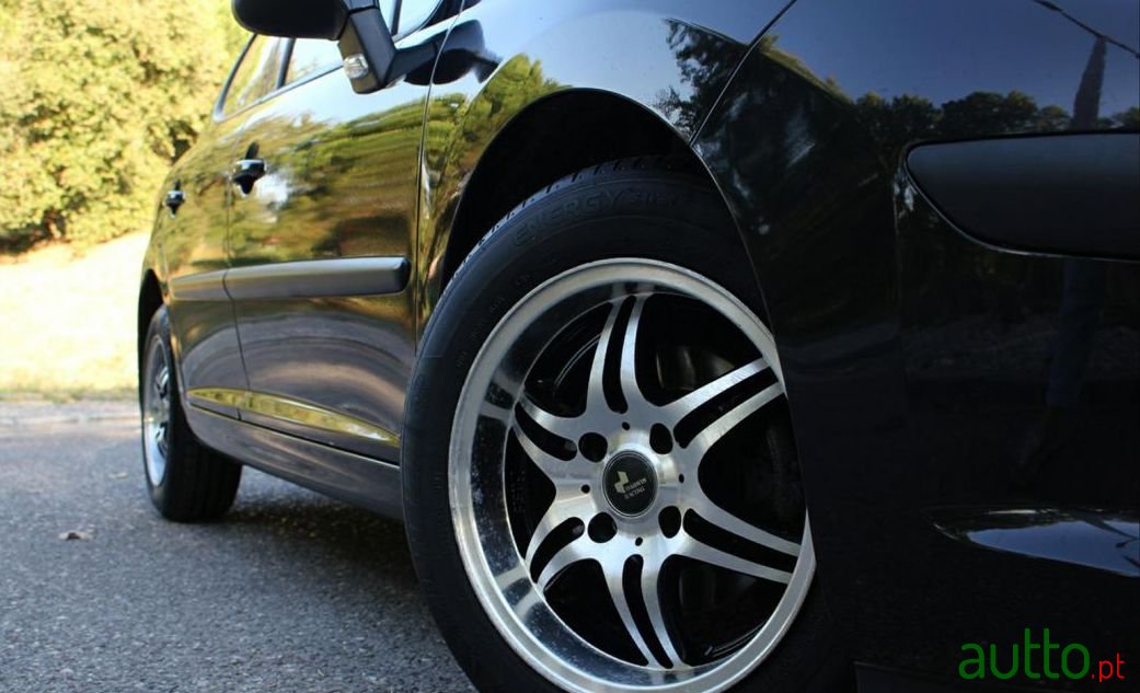 2007' Peugeot 207 photo #1