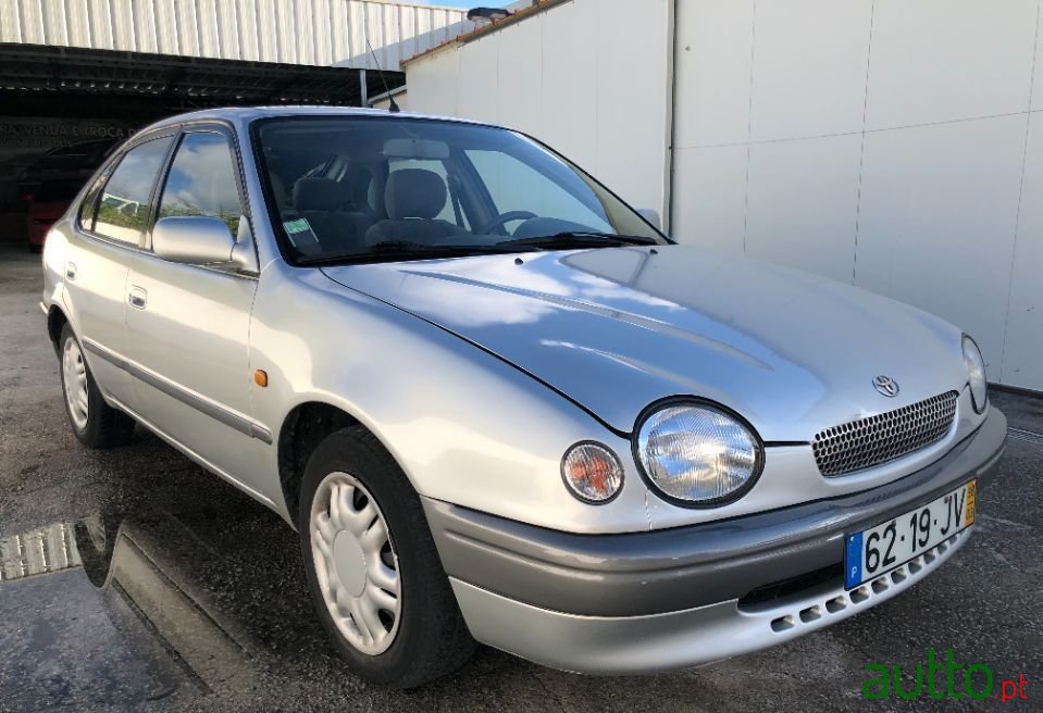 1998' Toyota Corolla photo #2