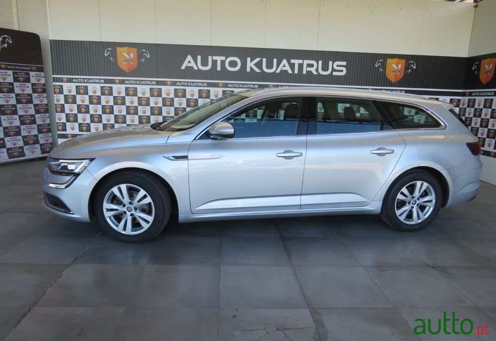 2017' Renault Talisman Sport Tourer photo #5