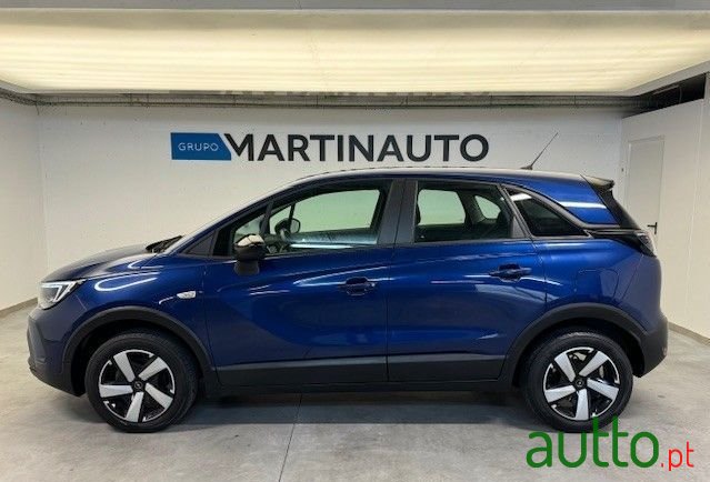 2023' Opel Crossland 1.2 T Edition photo #2