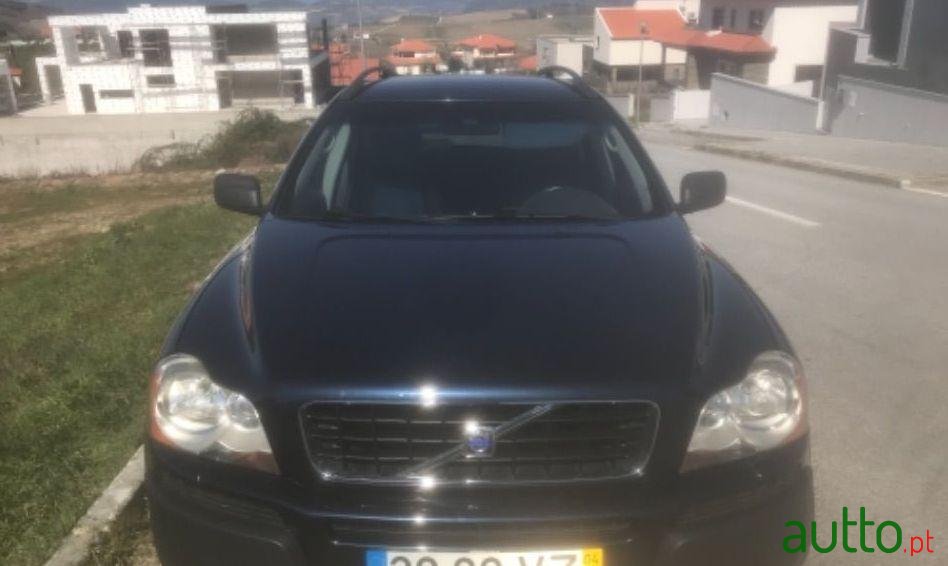 2004' Volvo Xc-90 D5Awd photo #2