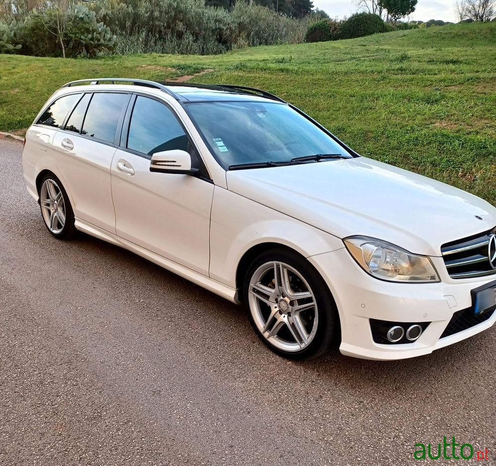 2012' Mercedes-Benz C 220 photo #1