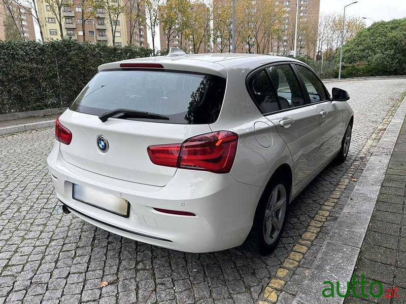 2019' BMW 116 D Line Sport photo #4