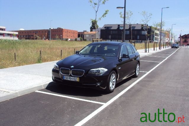 2012' BMW 525 photo #5