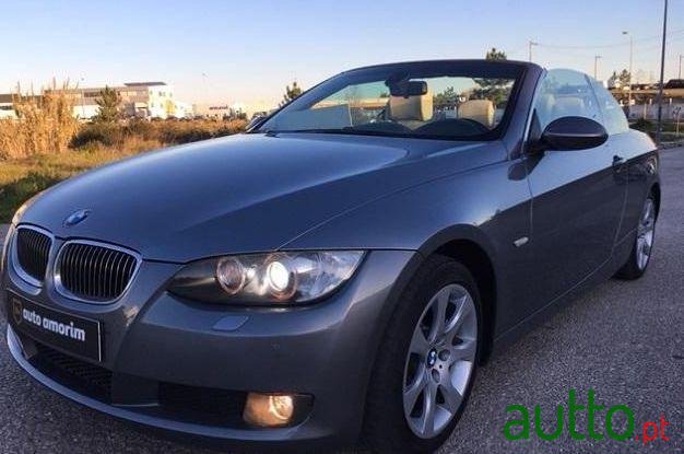 2008' BMW 330 photo #2