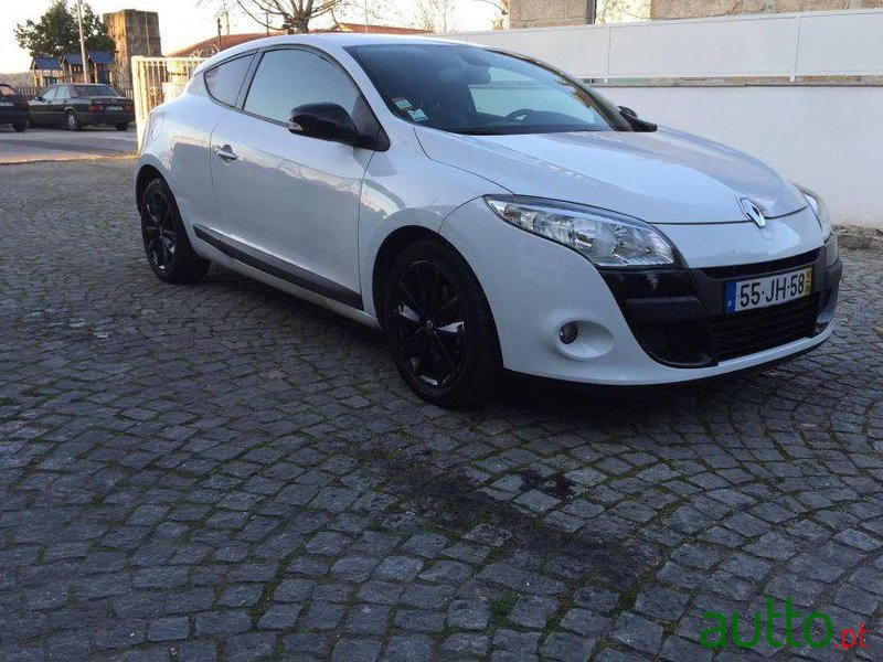 2010' Renault Mégane Coupe 1.5 Dci Dynamique photo #1