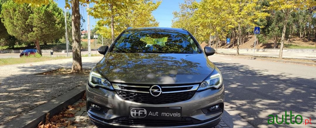 2016' Opel Astra Sports Tourer photo #1