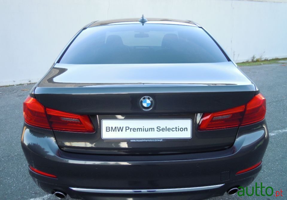 2017' BMW 520 photo #3