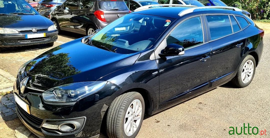 2016' Renault Megane Sport Tourer photo #1