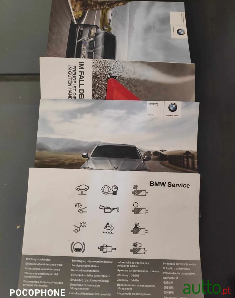 2011' BMW 320 D Touring photo #6