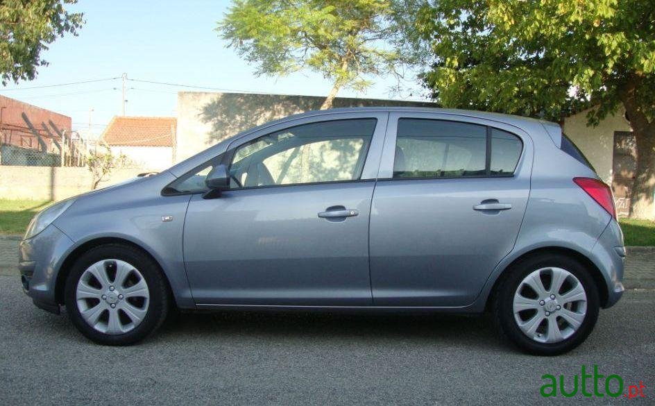 2008' Opel Corsa photo #1