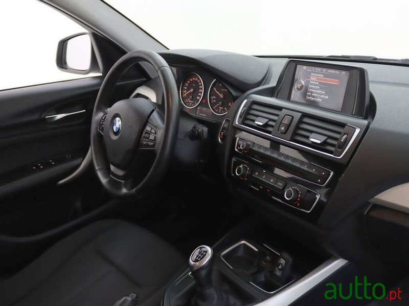 2015' BMW 116 D Efficientdynamics photo #5