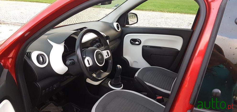 2015' Renault Twingo photo #3