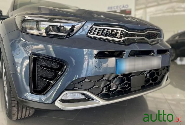 2024' Kia Stonic 1.0 T-Gdi Gt Line photo #4