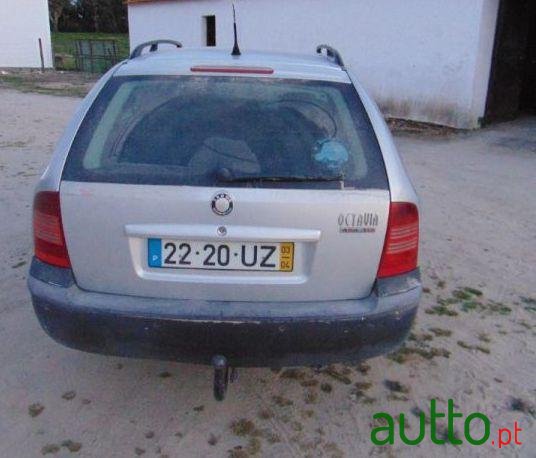 2003' Skoda Octavia Break photo #2